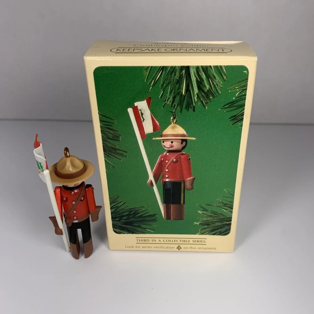 Hallmark 1984 clothespin